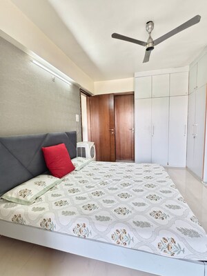 Bedroom in 3 BHK Apartment at Sinhagad Road – for Rent
