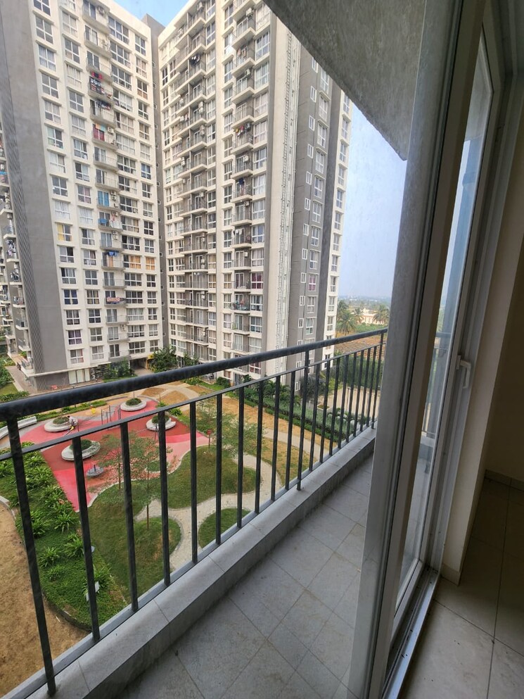 Balcony, godrej-royale-woods 2 Bedroom 954 Sq.Ft. Apartment In Devanahalli Bangalore 9488333