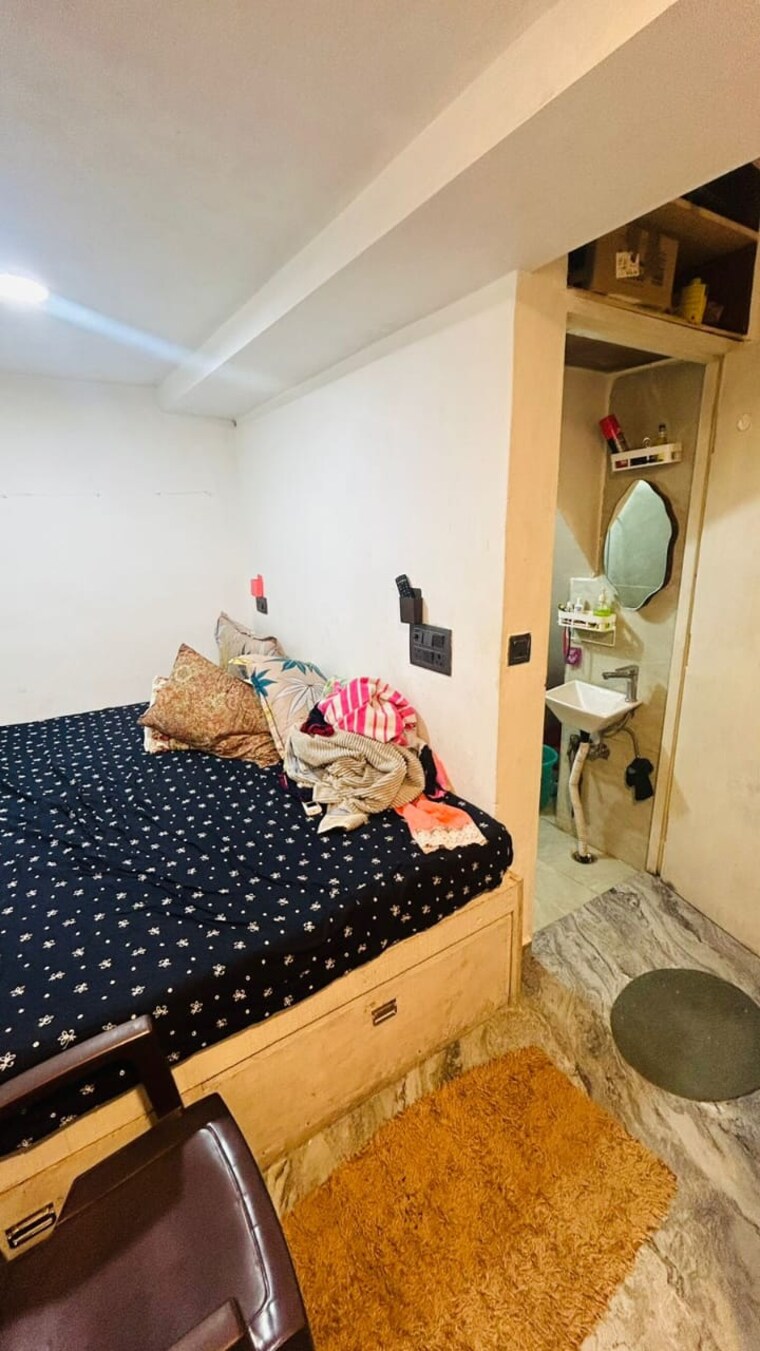 Bedroom, lajpat nagar 2 Bedroom 750 Sq.Ft. Builder Floor In Lajpat Nagar Delhi 9488564