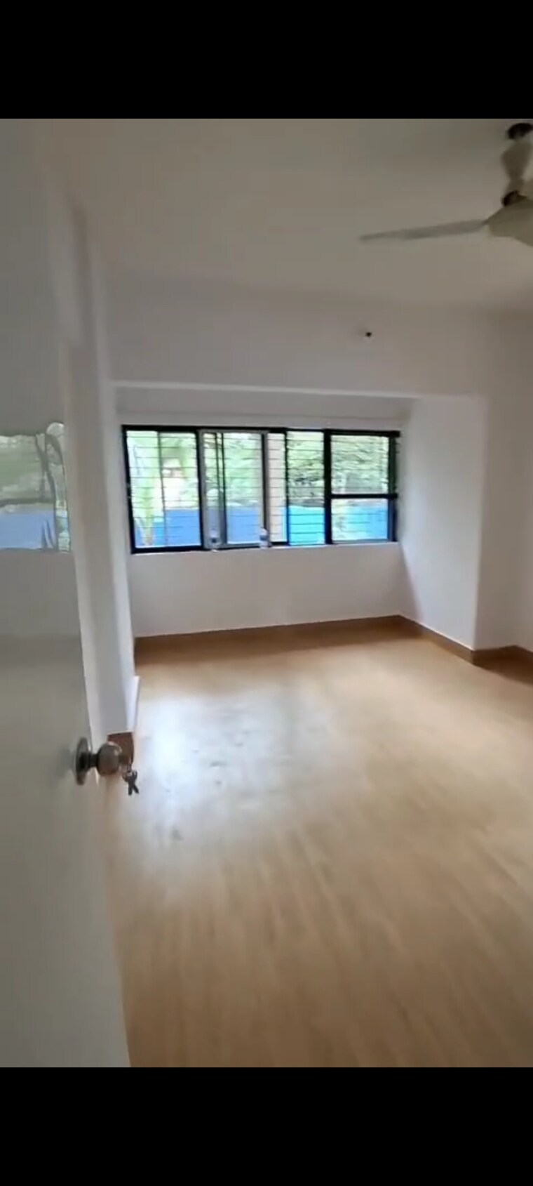 Room, andheri west 2 Bedroom 650 Sq.Ft. Apartment In Andheri West Mumbai 9488538