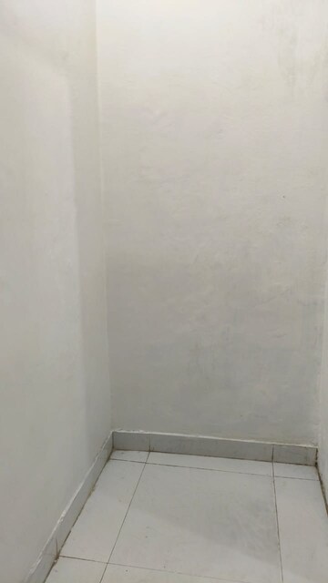 Furnished Amenities in 2 BHK Builder Floor at Sector 30 – for Rent