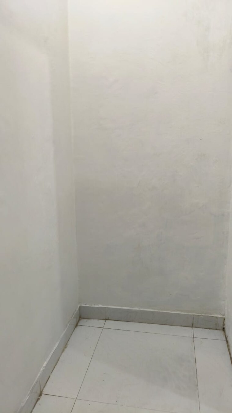 undefined, sector 30 2 Bedroom 1000 Sq.Ft. Builder Floor In Sector 30 Noida 9488534