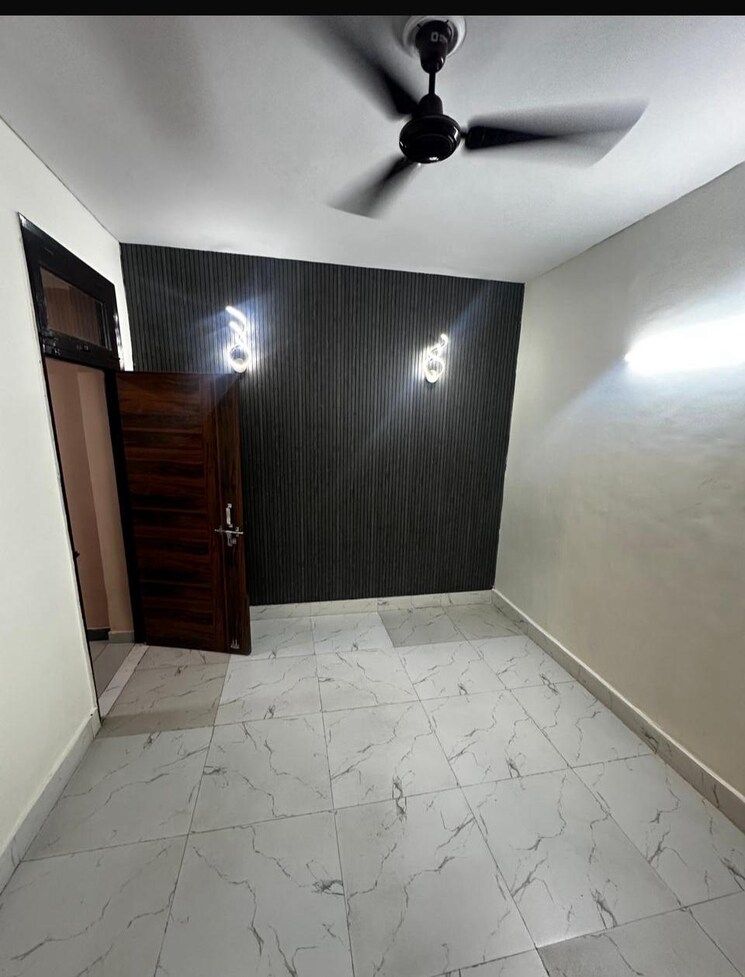 Bedroom, mahindra-luminare 4 Bedroom 3625 Sq.Ft. Apartment In Sector 59 Gurgaon 9488552