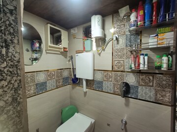 Attached Bathroom in 1 BHK Apartment at Mangalya Andheri East, Andheri East – for Rent