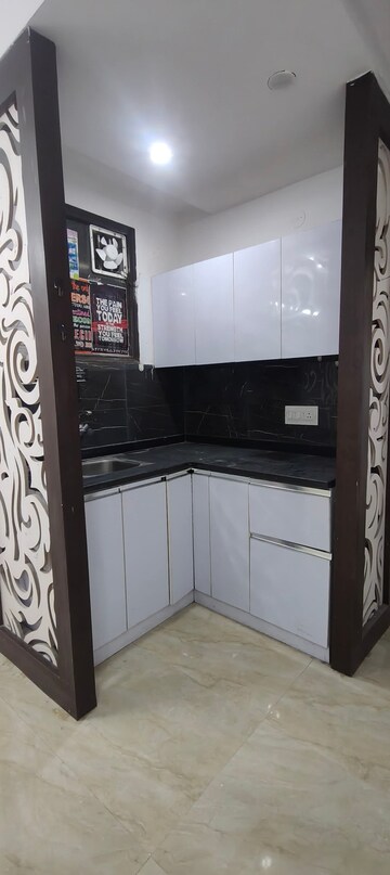 Kitchen in 1 BHK Builder Floor at Chattarpur – for Rent