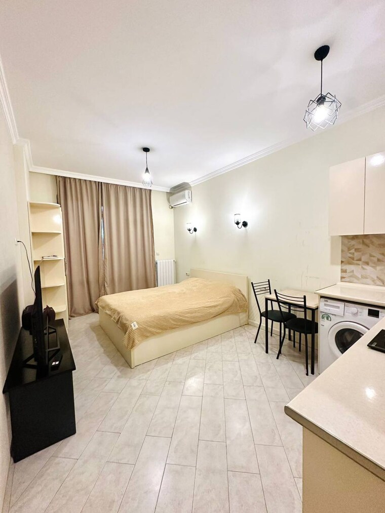Living Room, uchdpl-veridia-oakwood-enclave 3 Bedroom 2252 Sq.Ft. Apartment In Wave City Ghaziabad 9488763