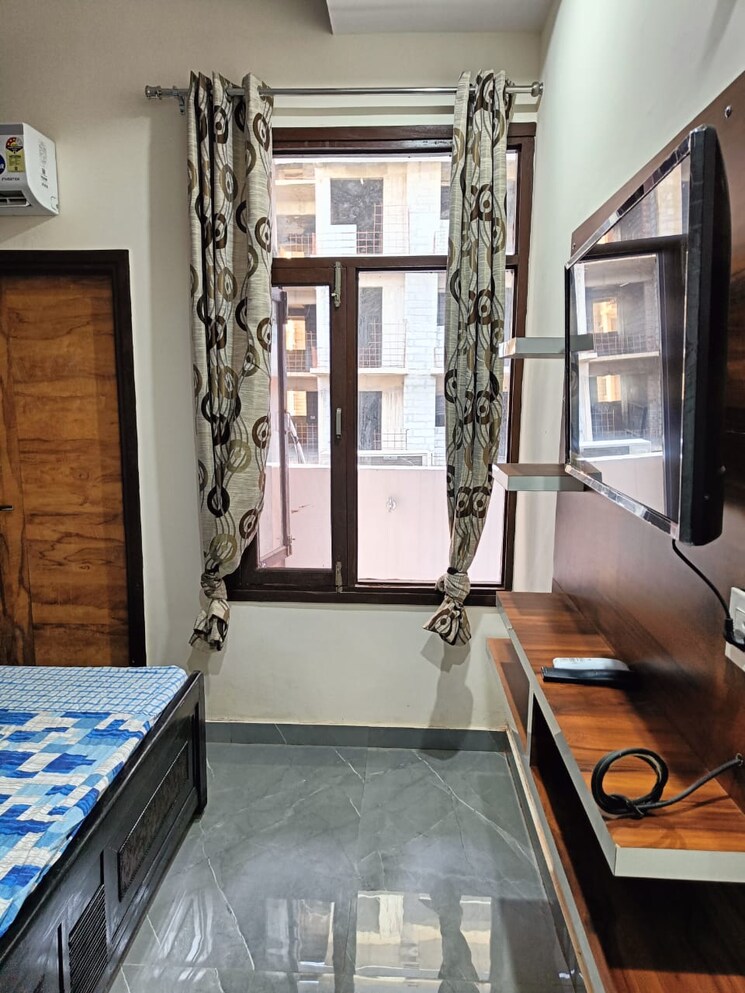 Balcony, dhakoli 3 Bedroom 1000 Sq.Ft. Builder Floor In Dhakoli Zirakpur 9488788