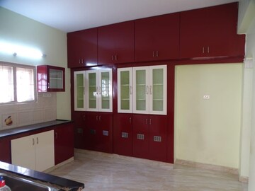 Room in 3 BHK Apartment at SR Homes Kukatpally, Kukatpally – for Rent