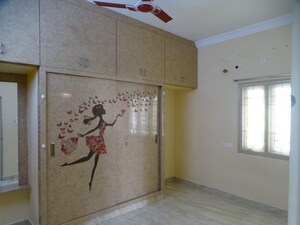 Room in 3 BHK Apartment at SR Homes Kukatpally, Kukatpally – for Rent