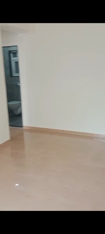 Room in 1 BHK Apartment at Andheri West – for Rent