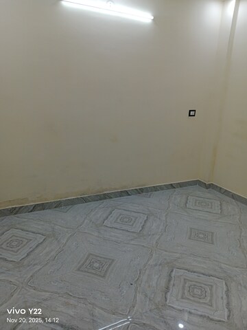 Room in 1 BHK Independent House at Nirman Vihar – for Rent