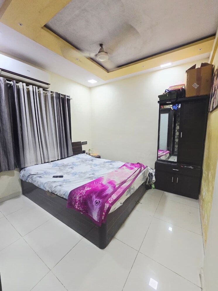 Bedroom, shagun-arcade 3 Bedroom 1200 Sq.Ft. Apartment In Goregaon East Mumbai 9488990
