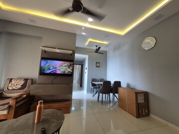 2 BHK Apartment For Rent in Adani Aster Neo, Shantigram