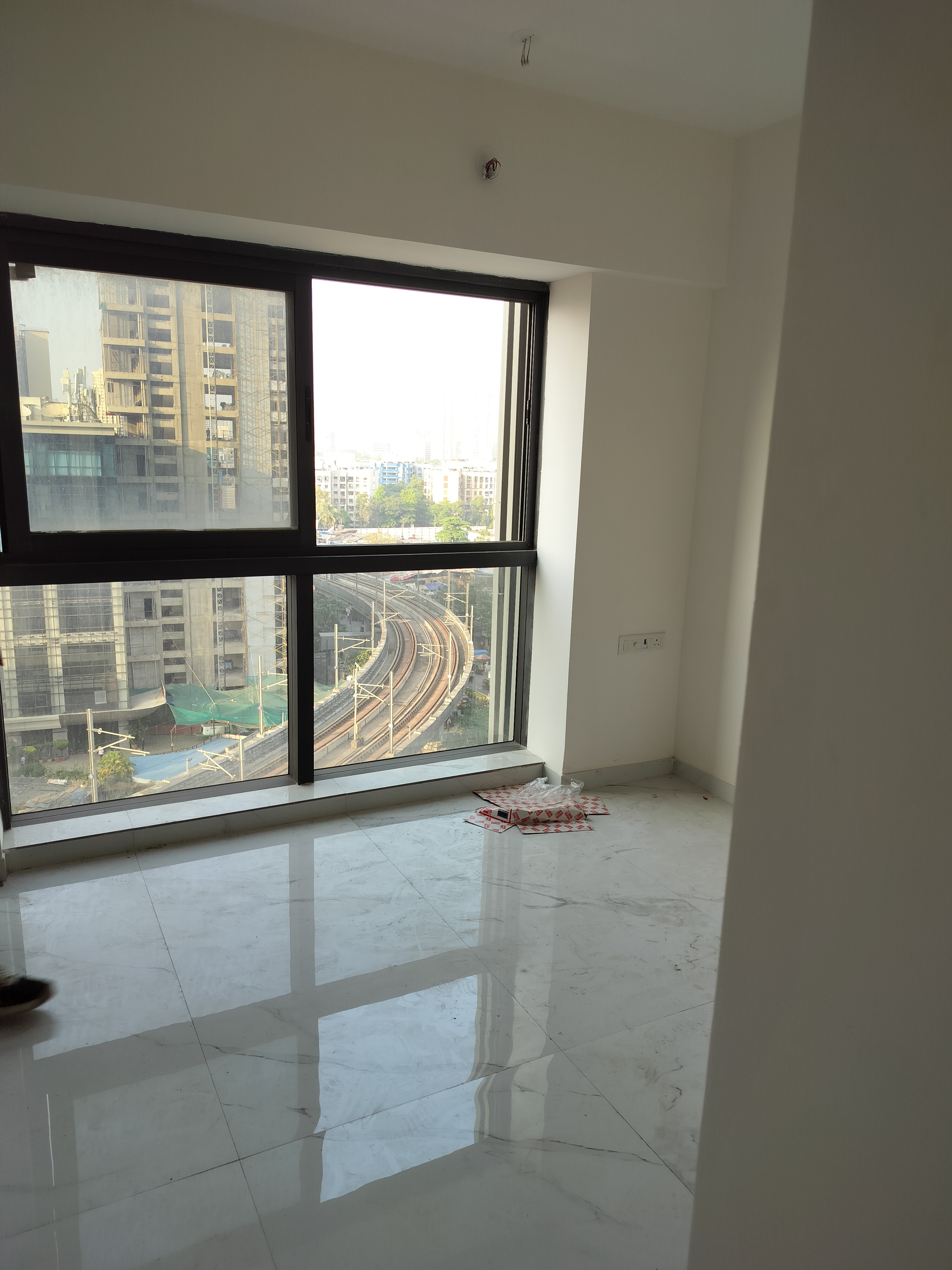 1 Rk+ Study Room Apartment For Rent in Level The Residences