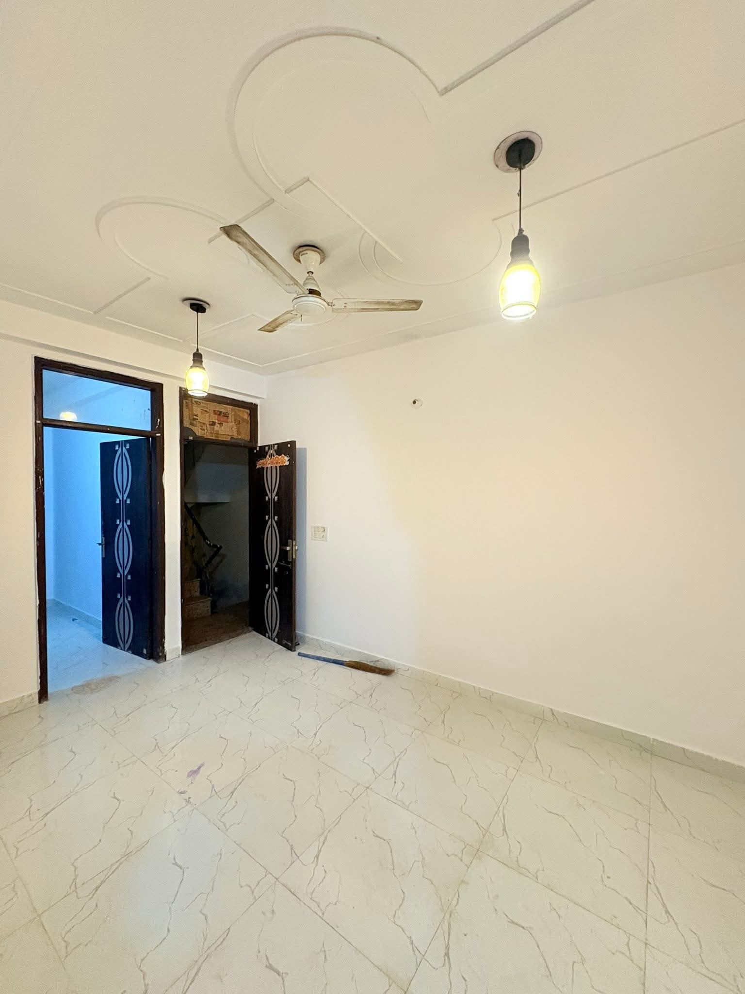 1 BHK Builder Floor For Rent in Chattarpur