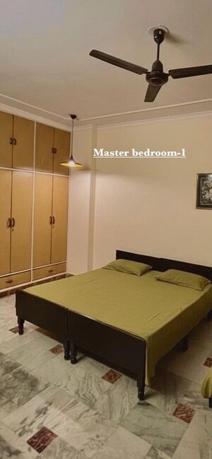 Bedroom in 4 BHK Independent House at Dlf Farms – for Rent