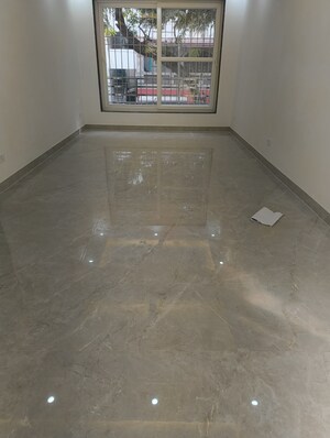 Room in 4 BHK Apartment at Vasant Kunj – for Sale