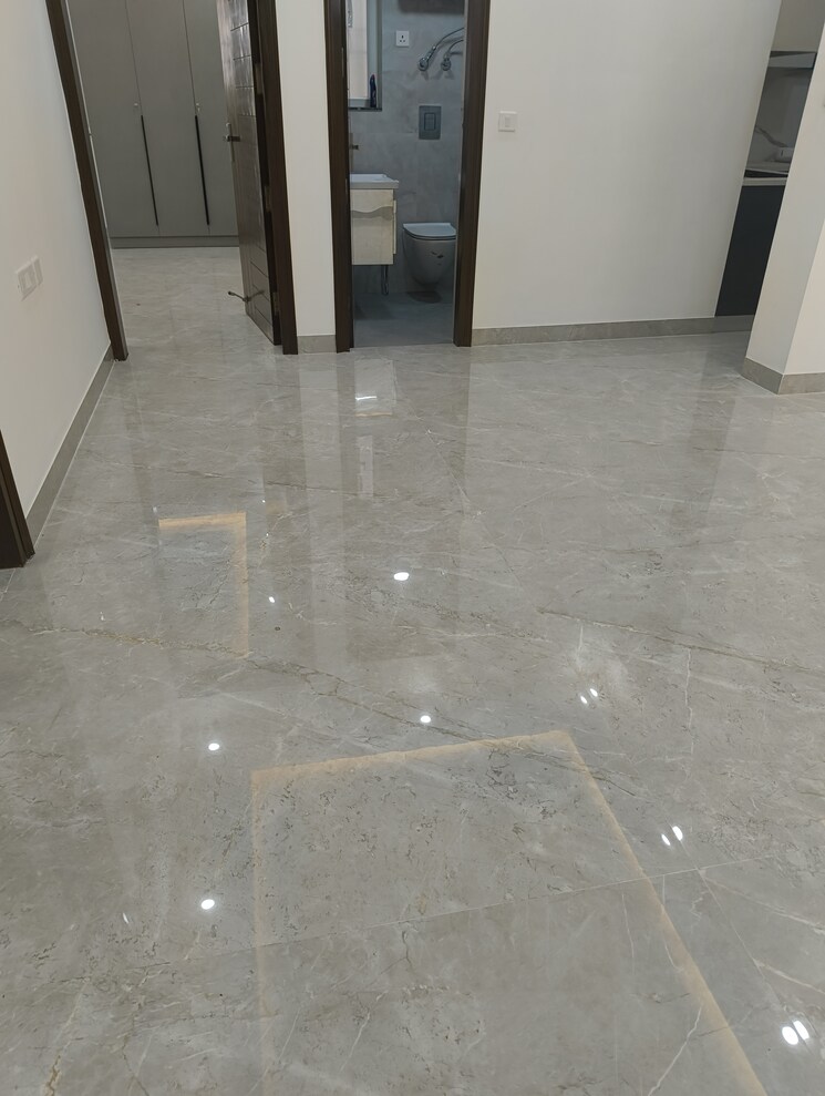 Room, vasant kunj 4 Bedroom 2500 Sq.Ft. Apartment In Vasant Kunj Delhi 9489076