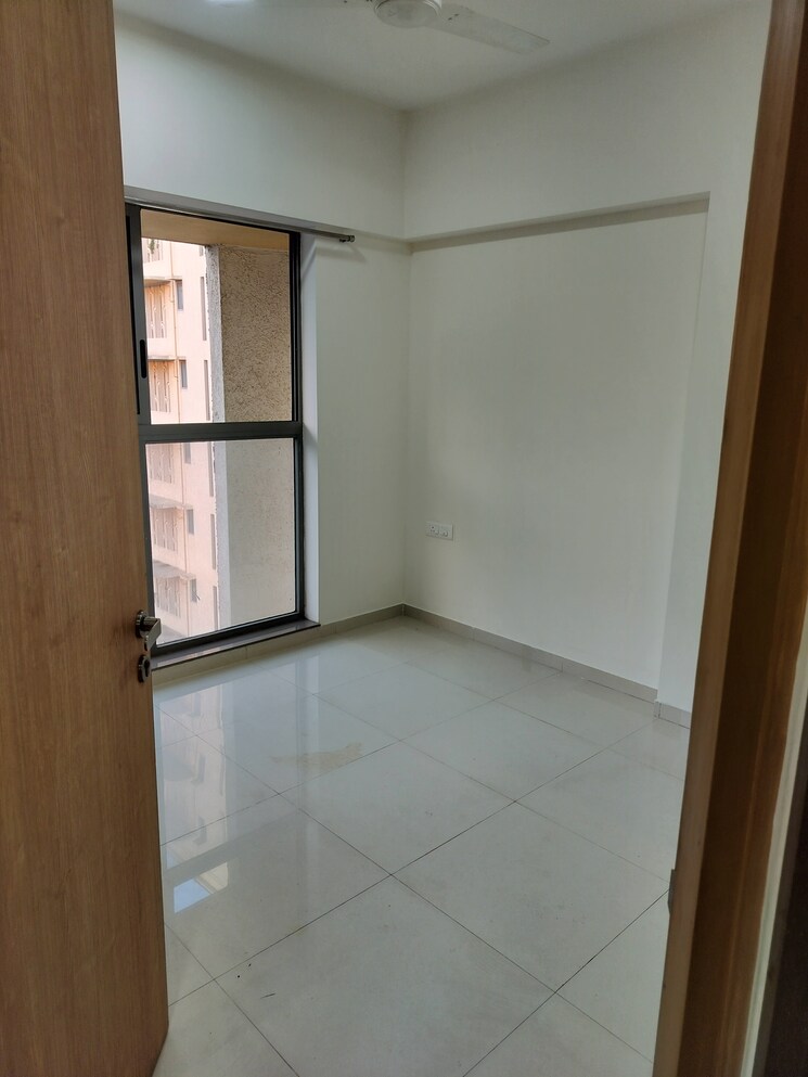Room, lodha-unica 1 Bedroom 353 Sq.Ft. Apartment In Jogeshwari West Mumbai 9489052
