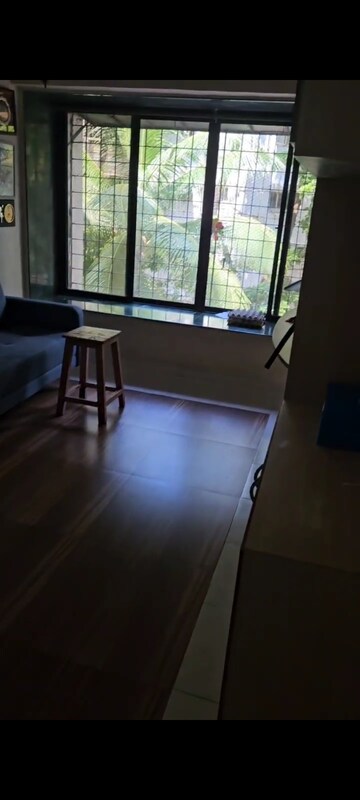 Room in 1.5 BHK Apartment at Andheri West – for Rent