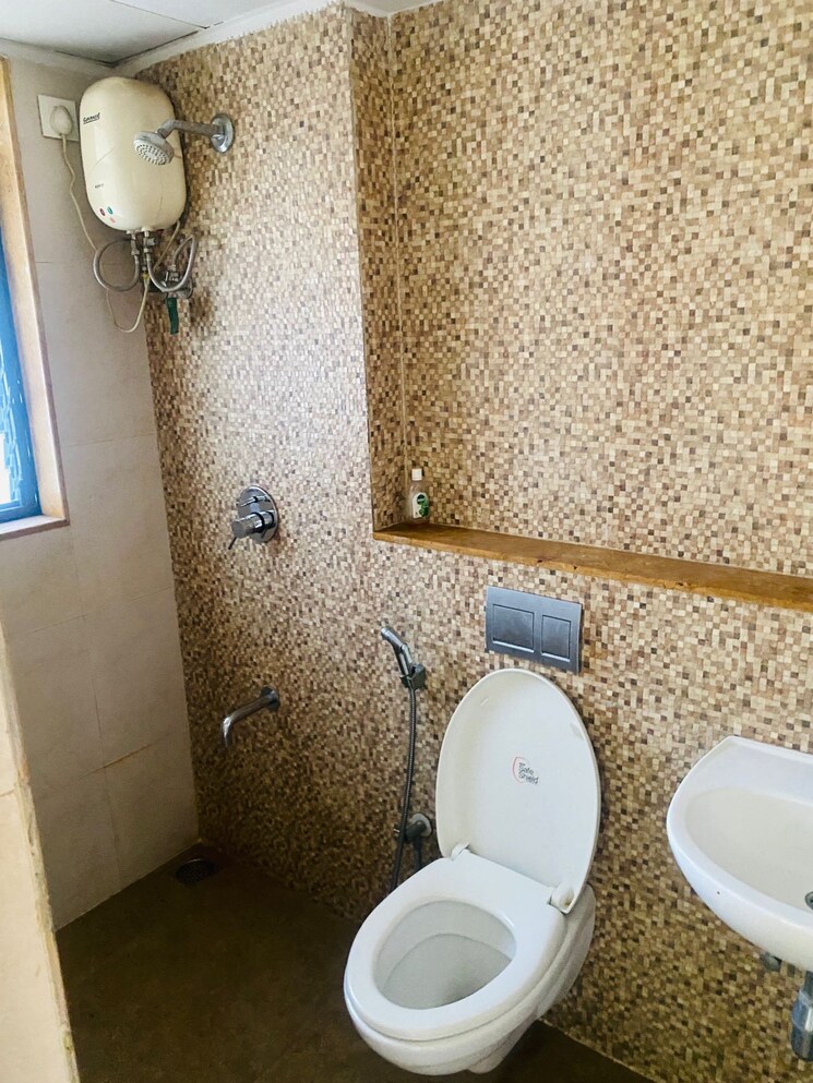 Bathroom, lodha-palava-downtown 1 Bedroom 441 Sq.Ft. Apartment In Dombivli East Thane 9489150