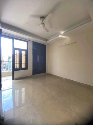 Room in 1 BHK Builder Floor at Palm Residency Chhatarpur, Chattarpur – for Rent