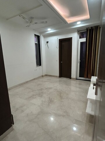 Room in 3 BHK Builder Floor at Sector 47 – for Sale