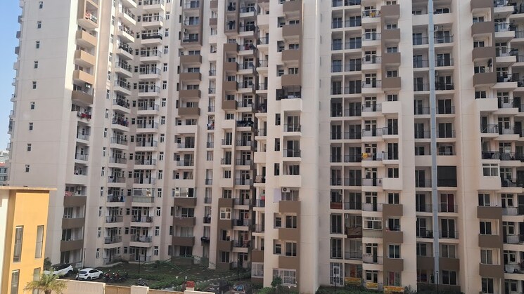 Exterior View, amrapali-leisure-park 3.5 Bedroom 1730 Sq.Ft. Apartment In Amrapali Leisure Valley Greater Noida 9489261