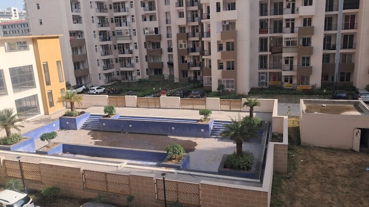 Exterior View, amrapali-leisure-park 3.5 Bedroom 1730 Sq.Ft. Apartment In Amrapali Leisure Valley Greater Noida 9489261