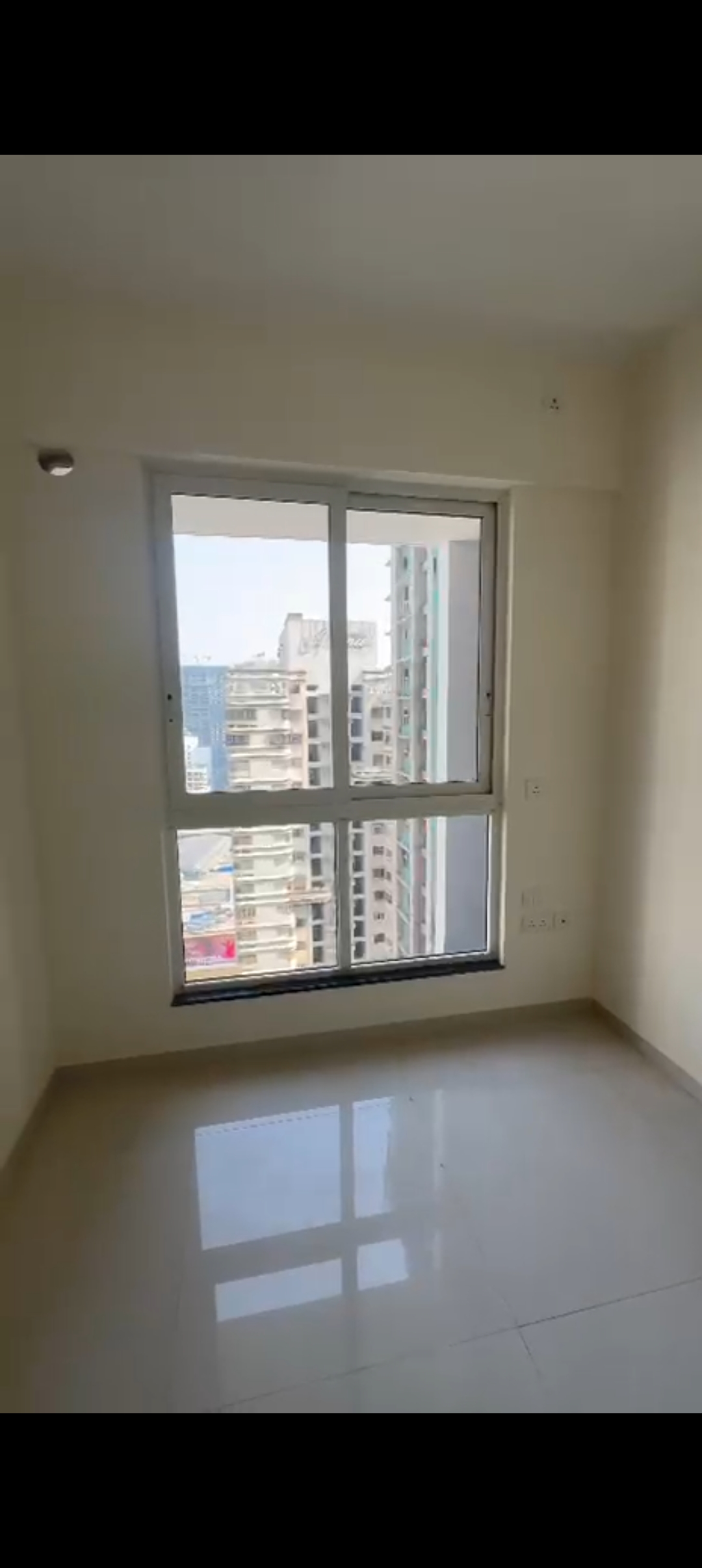 1.5 BHK + Study Room Apartment For Rent in Sheth Zuri