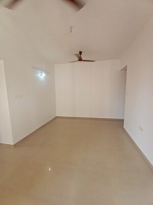 Room in 1.5 BHK Apartment at Lodha Casa Bella Gold, Dombivli East – for Sale