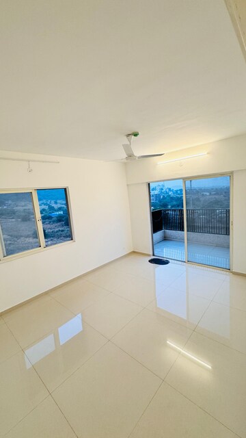 Furnished Amenities in 2 BHK Apartment at Devi Crest, Vadgaon Maval – for Rent