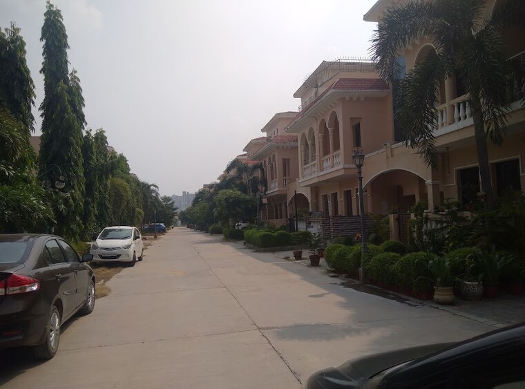 Exterior View, amrapali-leisure-valley 3 Bedroom 1825 Sq.Ft. Villa In Tech Zone 4 Greater Noida Greater Noida 9489301
