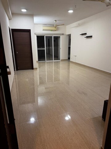 Room in 2.5 BHK Apartment at Lodha Meridian, Kukatpally – for Rent