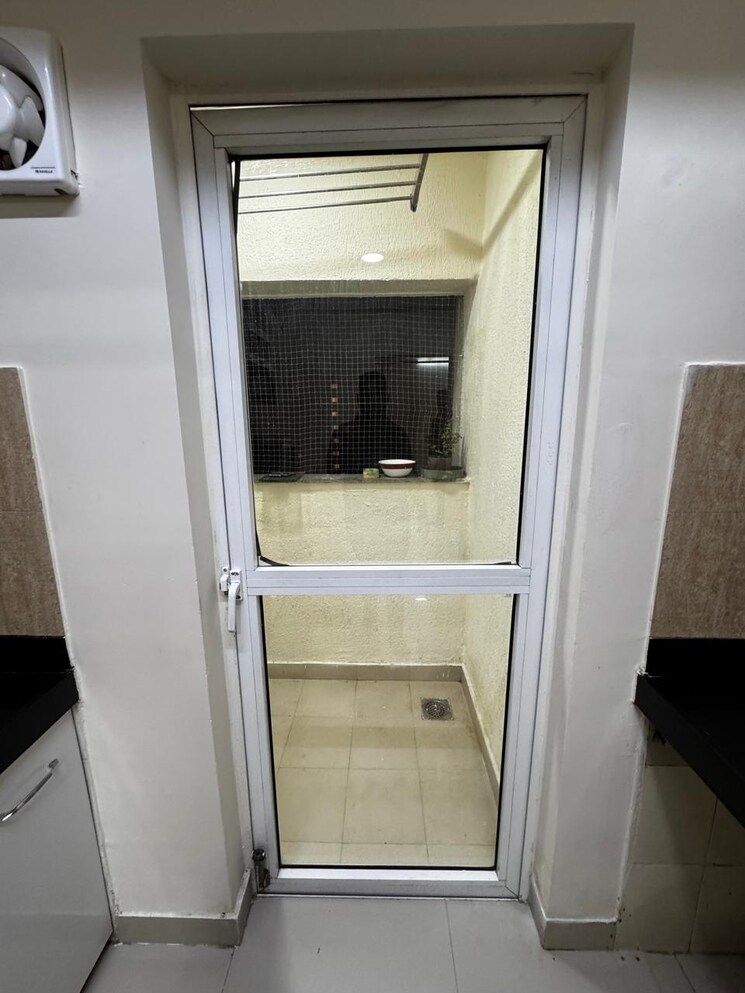 Bathroom, lodha-meridian 2.5 Bedroom 1440 Sq.Ft. Apartment In Kukatpally Hyderabad 9489339