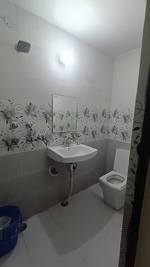 Bathroom in 2 BHK Apartment at Sector 13 Dwarka – for Rent