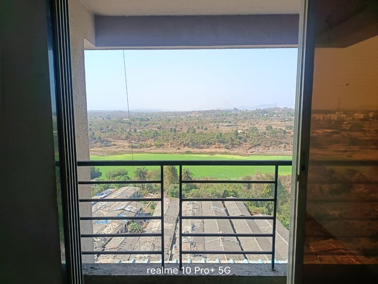 Room, mayfair-vishwaraja 1 Bedroom 425 Sq.Ft. Apartment In Titwala Thane 9489356