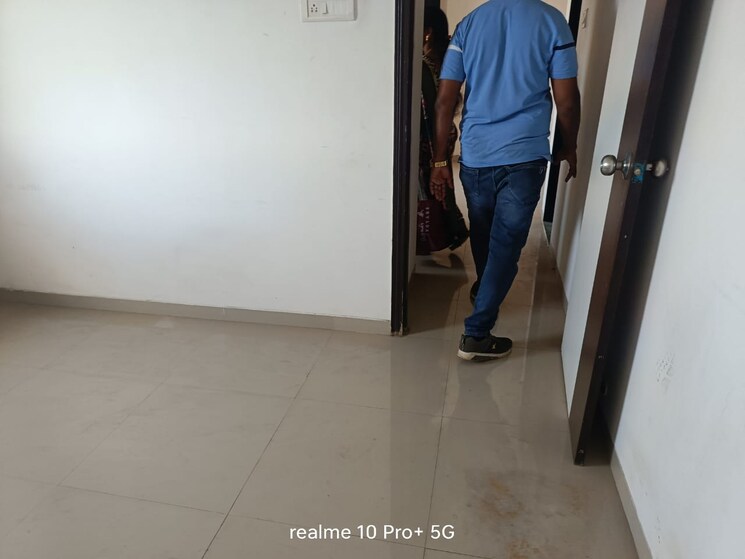 Room, mayfair-vishwaraja 1 Bedroom 425 Sq.Ft. Apartment In Titwala Thane 9489396