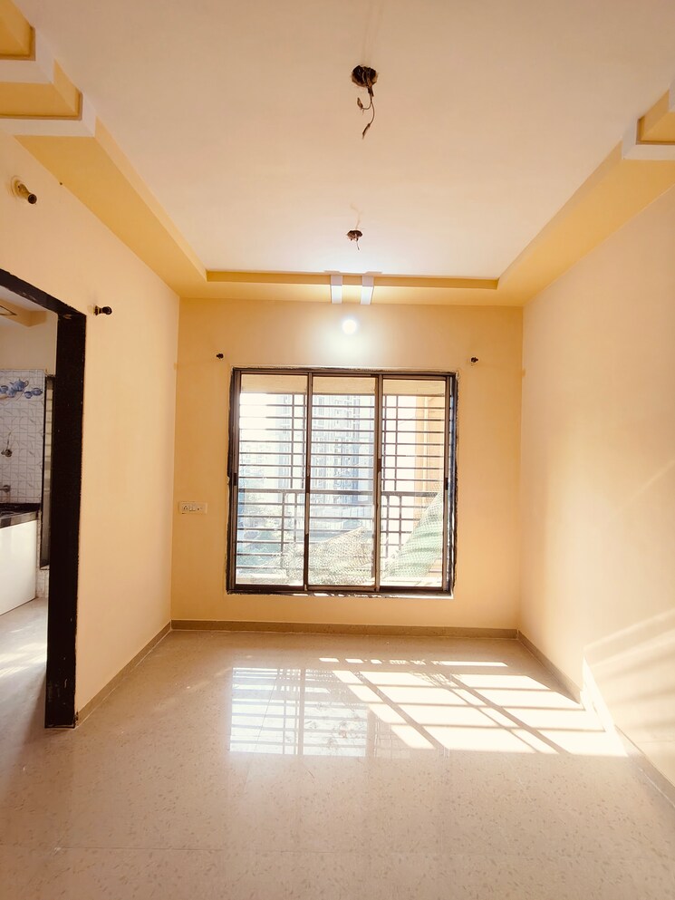 Room, saurabh-crystal-pallazo 1 Bedroom 575 Sq.Ft. Apartment In Nalasopara West Palghar 9489473