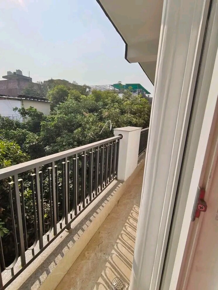 Balcony, palm-residency-chhatarpur 2 Bedroom 1000 Sq.Ft. Builder Floor In Chattarpur Delhi 9489423