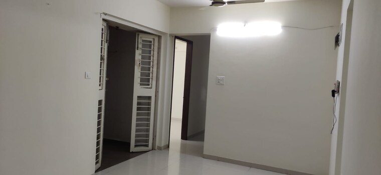 Room, wakad 2 Bedroom 700 Sq.Ft. Apartment In Wakad Pune 9489452