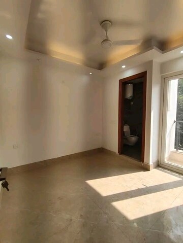 Room in 2 BHK Builder Floor at Palm Residency Chhatarpur, Chattarpur – for Rent