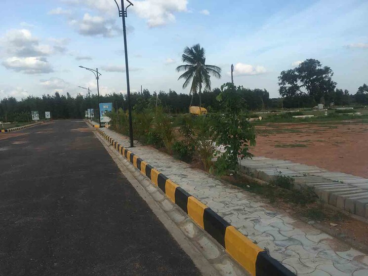 undefined, devanahalli  4000 Sq.Ft. Plot In Devanahalli Bangalore 9489421