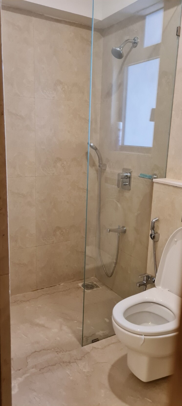 Bathroom, omkar-vive 1.5 Bedroom 550 Sq.Ft. Apartment In Kurla Mumbai 9489409