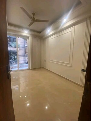 2 BHK Builder Floor For Rent in Chattarpur