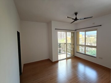 Room in 2 BHK Apartment at DB Realty Orchid Ozone, Ketkipada – for Rent