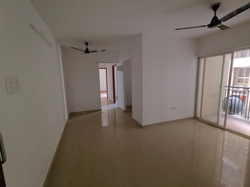 Room in 2 BHK Apartment at DB Realty Orchid Ozone, Ketkipada – for Rent