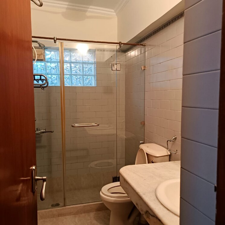 Bathroom, the-nest-noida 4 Bedroom 375 Sq.Mt. Independent House In Sector 31 Noida 9489531