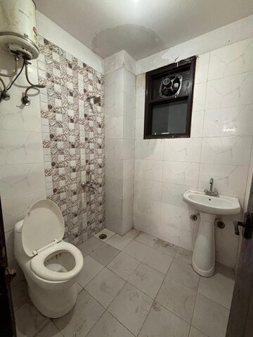 Bathroom in 1 RK Builder Floor at Saket – for Rent