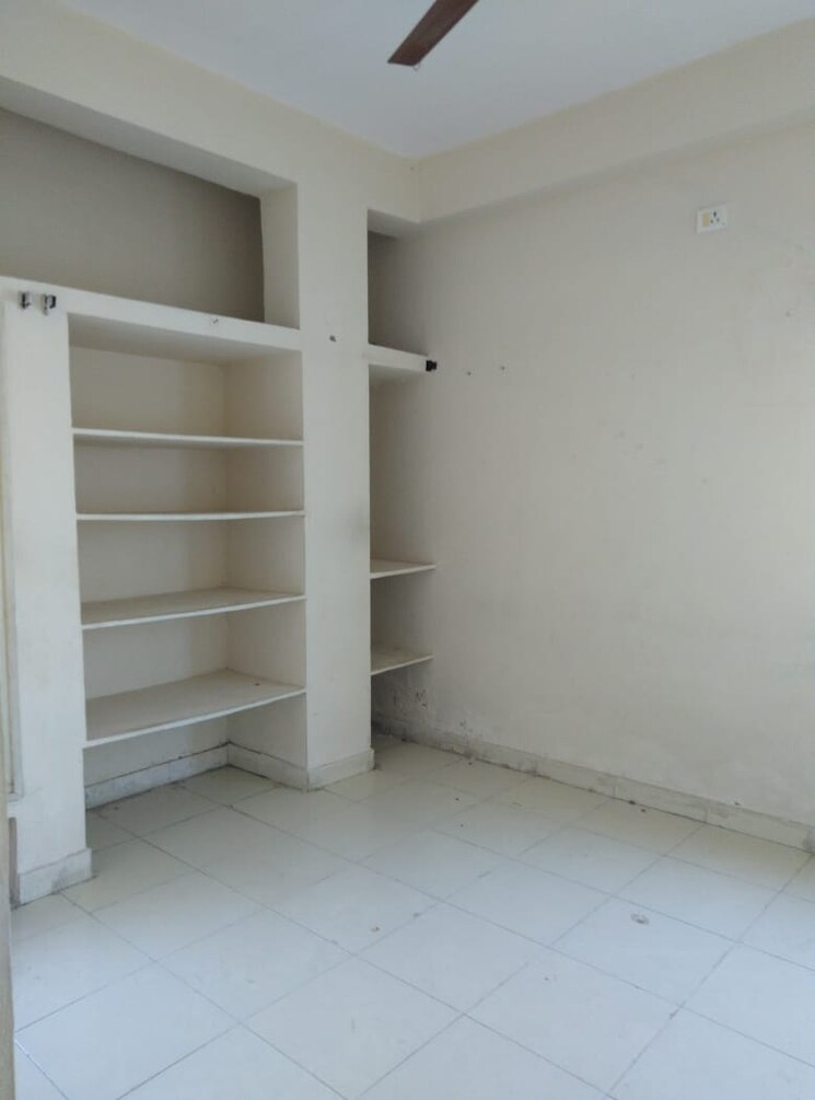 Room, padmarao nagar 3 Bedroom 1850 Sq.Ft. Apartment In Padmarao Nagar Hyderabad 9489535